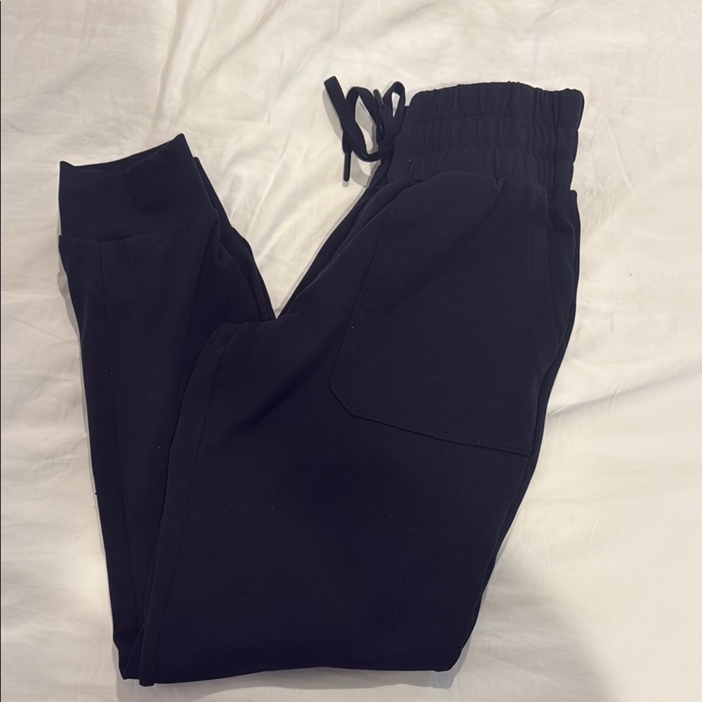 Mondetta Women's Black Joggers